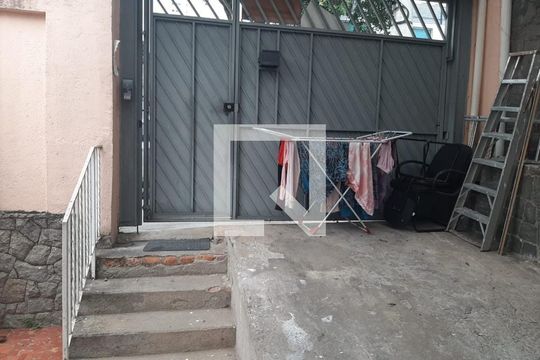 Garagem de casa à venda com 2 quartos, 196m² em Santo Amaro, São Paulo