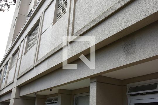 Fachada do bloco de apartamento para alugar com 2 quartos, 42m² em Socorro, São Paulo