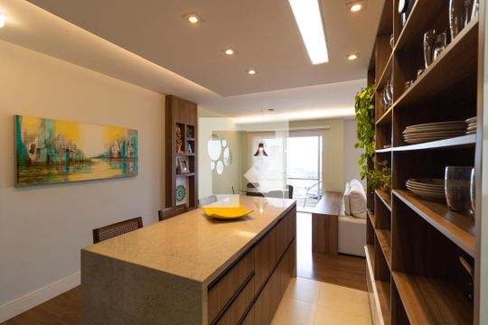 Cozinha de apartamento à venda com 2 quartos, 85m² em Vila Joao Jorge, Campinas