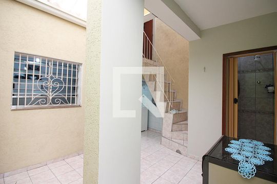 Quintal de casa à venda com 3 quartos, 171m² em Nova Petrópolis, São Bernardo do Campo