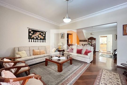 Sala de casa à venda com 5 quartos, 240m² em Mirandópolis, São Paulo