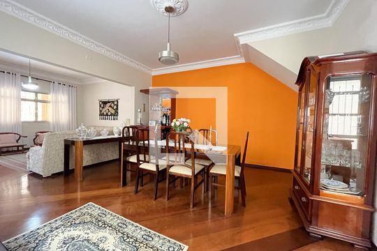 Sala de Jantar de casa à venda com 5 quartos, 240m² em Mirandópolis, São Paulo