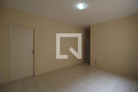 Sala de apartamento para alugar com 2 quartos, 58m² em Jardim Saira, Sorocaba
