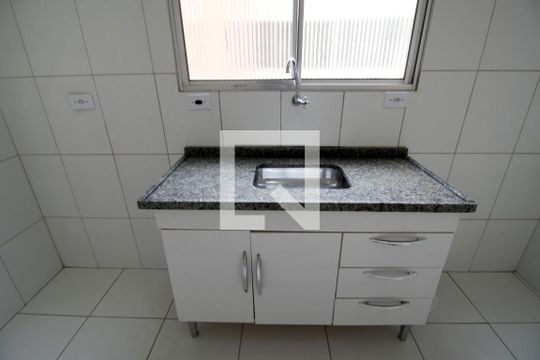 Cozinha de apartamento para alugar com 2 quartos, 58m² em Jardim Saira, Sorocaba