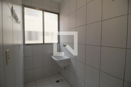 Área de Serviço de apartamento para alugar com 2 quartos, 58m² em Jardim Saira, Sorocaba