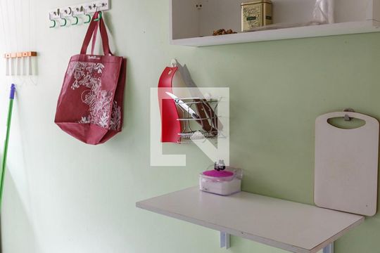 Cozinha de apartamento para alugar com 1 quarto, 50m² em Partenon, Porto Alegre