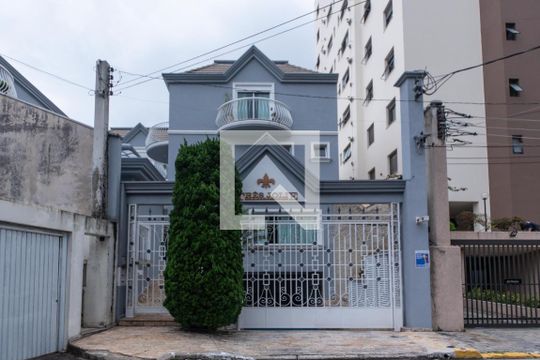 Fachada de casa à venda com 3 quartos, 360m² em Cursino, São Paulo