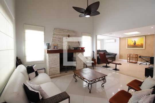Sala de casa de condomínio à venda com 5 quartos, 800m² em Anil, Rio de Janeiro