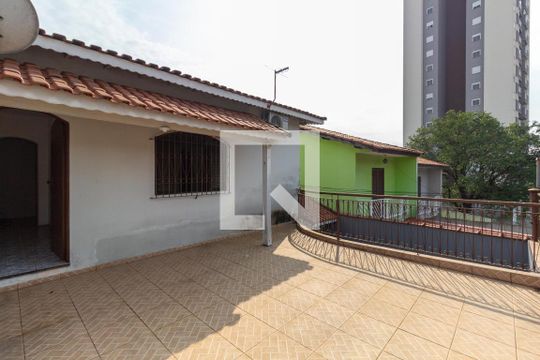 Varanda de casa para alugar com 2 quartos, 110m² em Jardim Brasilia, São Paulo