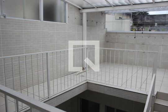 Área superior comum de casa à venda com 4 quartos, 164m² em Vila Augusta, Guarulhos