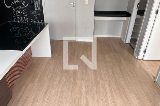 Sala de apartamento para alugar com 1 quarto, 31m² em Água Branca, São Paulo