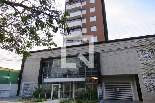 Fachada e portaria de kitnet/studio para alugar com 1 quarto, 45m² em Jardim América, Goiânia