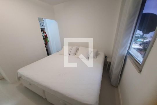 Quarto 1 de apartamento para alugar com 2 quartos, 78m² em São Domingos, Niterói