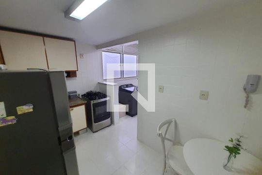Cozinha de apartamento para alugar com 2 quartos, 78m² em São Domingos, Niterói