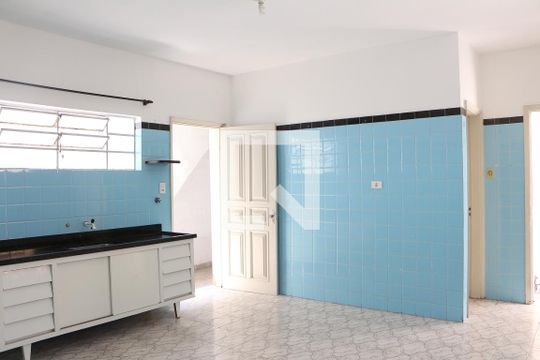 Cozinha de casa à venda com 2 quartos, 224m² em Vila Centenário, São Paulo