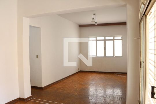 Sala de casa à venda com 2 quartos, 224m² em Vila Centenário, São Paulo