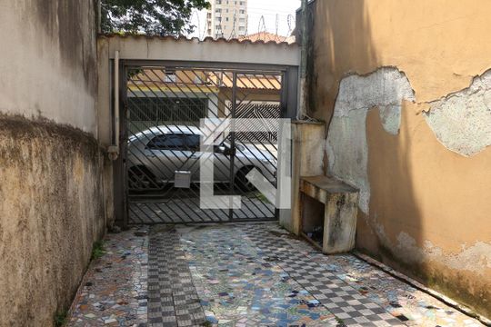 Garagem de casa à venda com 2 quartos, 224m² em Vila Centenário, São Paulo
