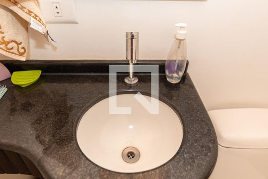 Lavabo de casa para alugar com 3 quartos, 230m² em Pilarzinho, Curitiba