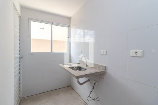 Cozinha de apartamento à venda com 2 quartos, 53m² em Vila Mazzei, São Paulo