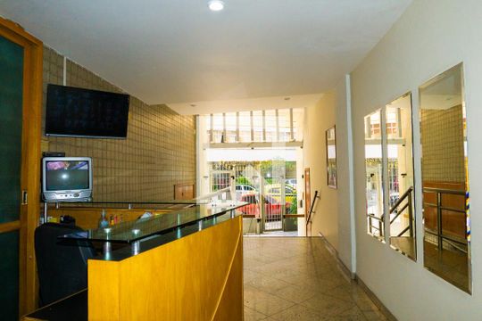 Hall de entrada de apartamento para alugar com 1 quarto, 39m² em Flamengo, Rio de Janeiro
