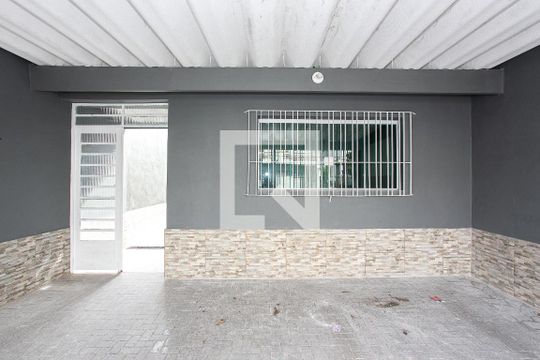Garagem de casa à venda com 2 quartos, 137m² em Chácara Santo Antônio (zona Leste), São Paulo