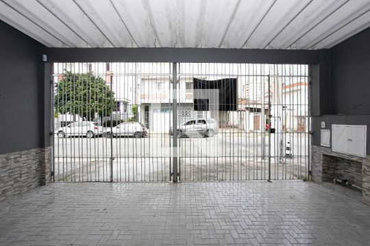 Garagem de casa à venda com 2 quartos, 137m² em Chácara Santo Antônio (zona Leste), São Paulo