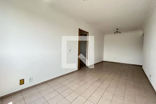 Sala de apartamento à venda com 2 quartos, 58m² em Vila Fachini, São Paulo