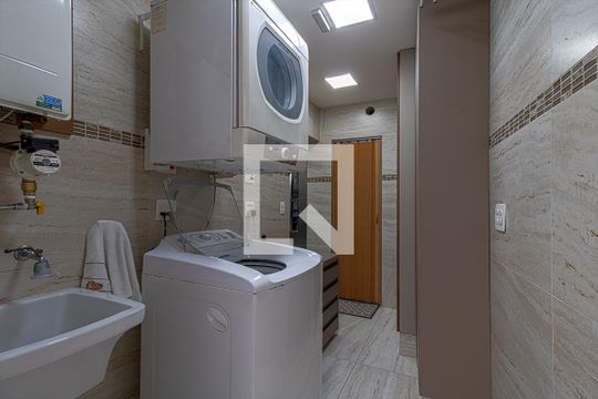 Área de Serviço de casa à venda com 3 quartos, 154m² em Bosque da Saúde, São Paulo