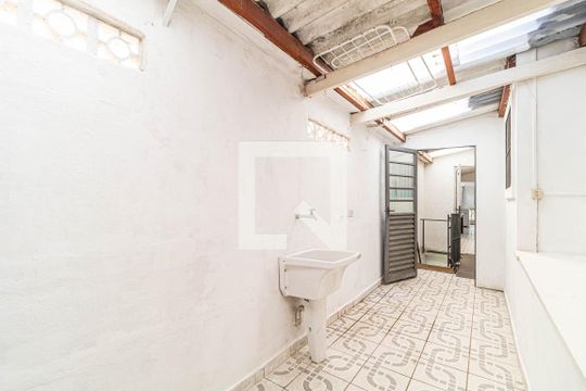 Lavanderia de casa à venda com 5 quartos, 120m² em Vila Universitaria, São Paulo