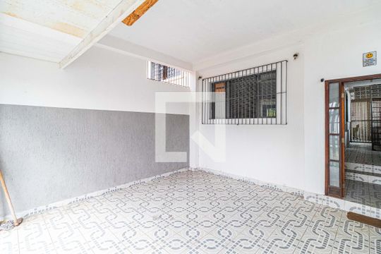 Garagem de casa à venda com 5 quartos, 120m² em Vila Universitaria, São Paulo