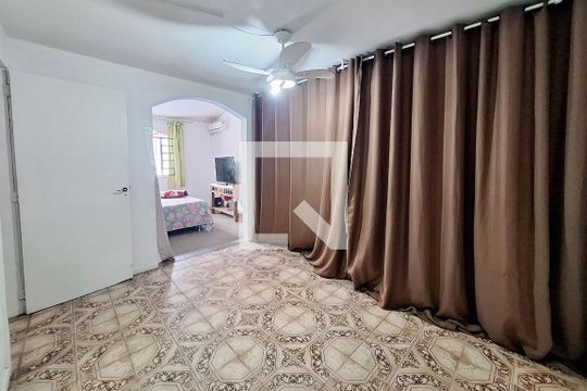 Suíte 2 de casa à venda com 3 quartos, 100m² em Santa Rosa, Niterói