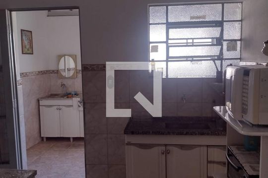 Cozinha de casa à venda com 3 quartos, 146m² em Horto Florestal, Belo Horizonte
