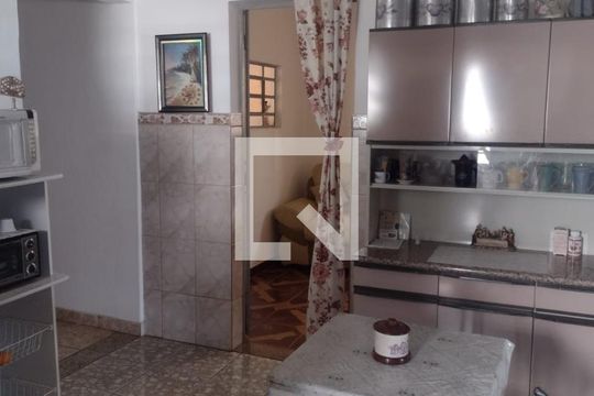 Cozinha de casa à venda com 3 quartos, 146m² em Horto Florestal, Belo Horizonte