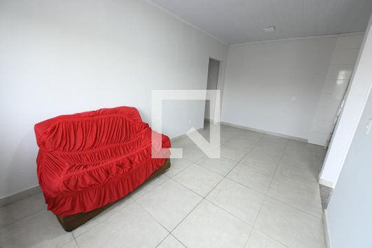 Casa para alugar com 2 quartos, 60m² em Setor Goiânia 2, Goiânia