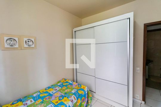 Quarto 2 de casa à venda com 3 quartos, 193m² em Dom Bosco, Belo Horizonte