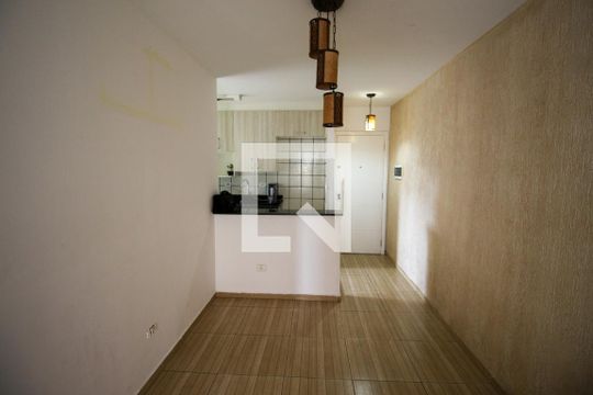 Sala de apartamento para alugar com 2 quartos, 50m² em Jardim Norma, São Paulo