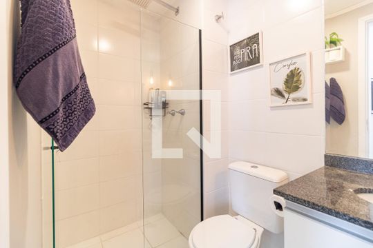 Banheiro de apartamento à venda com 2 quartos, 45m² em Jardim São Caetano, São Paulo