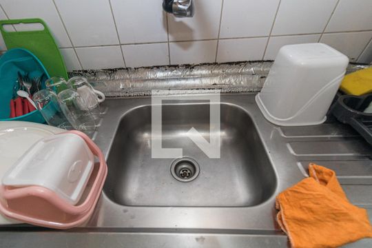 Quarto/Cozinha de apartamento à venda com 1 quarto, 51m² em Floresta, Porto Alegre