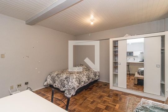Quarto/Cozinha de apartamento à venda com 1 quarto, 51m² em Floresta, Porto Alegre