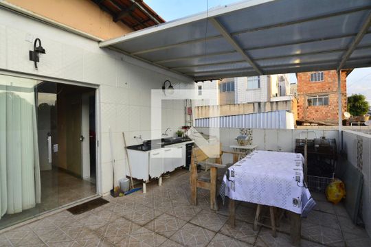 Área comum de casa à venda com 5 quartos, 311m² em Nova Granada, Belo Horizonte