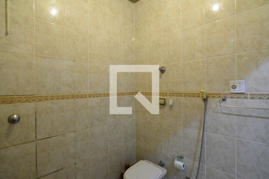 Banheiro de casa à venda com 5 quartos, 311m² em Nova Granada, Belo Horizonte