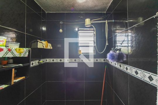 Banheiro de casa para alugar com 2 quartos, 250m² em Vila Guarará, Santo André