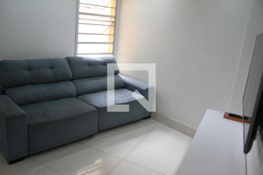 sala de apartamento para alugar com 2 quartos, 65m² em Setor Castelo Branco, Goiânia