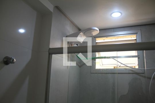 Banheiro de apartamento para alugar com 2 quartos, 65m² em Setor Castelo Branco, Goiânia