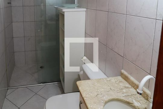Banheiro de apartamento para alugar com 2 quartos, 53m² em Sacoma, São Paulo