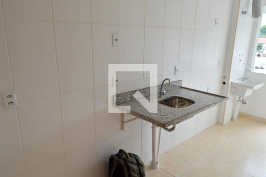 Cozinha de apartamento à venda com 2 quartos, 60m² em Taquara, Rio de Janeiro
