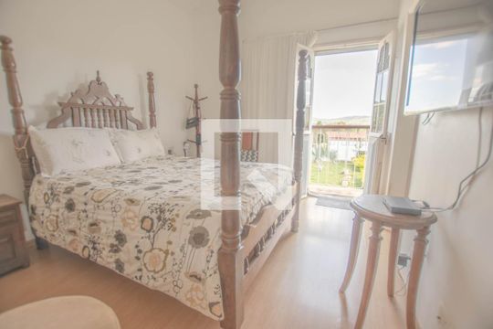 Suite 1 de casa à venda com 4 quartos, 2000m² em Recanto da Lagoa, Lagoa Santa