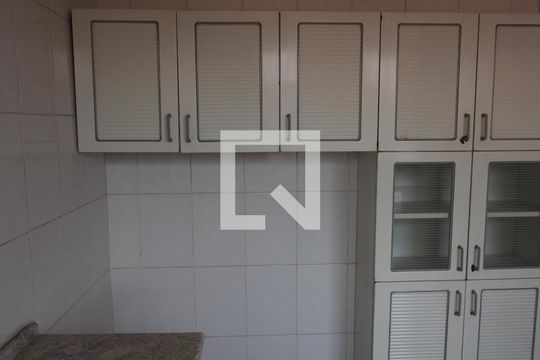 Cozinha de apartamento à venda com 3 quartos, 172m² em Jardim Pitangueiras I, Jundiaí