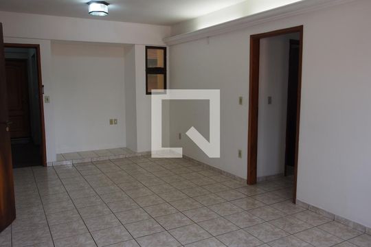Sala de apartamento à venda com 3 quartos, 172m² em Jardim Pitangueiras I, Jundiaí