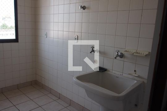 Área de Serviço de apartamento à venda com 3 quartos, 172m² em Jardim Pitangueiras I, Jundiaí